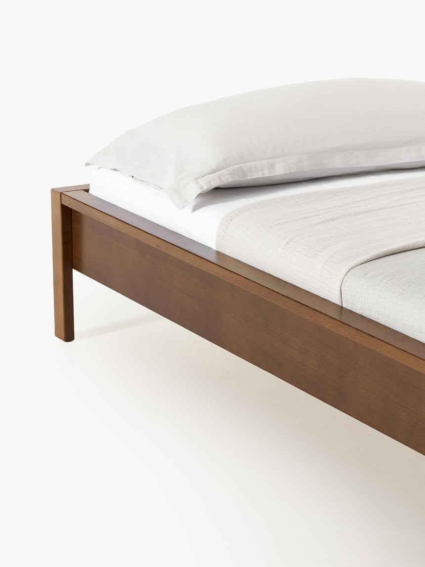 Basis Çift Kişilik Ahşap Karyola Ceviz