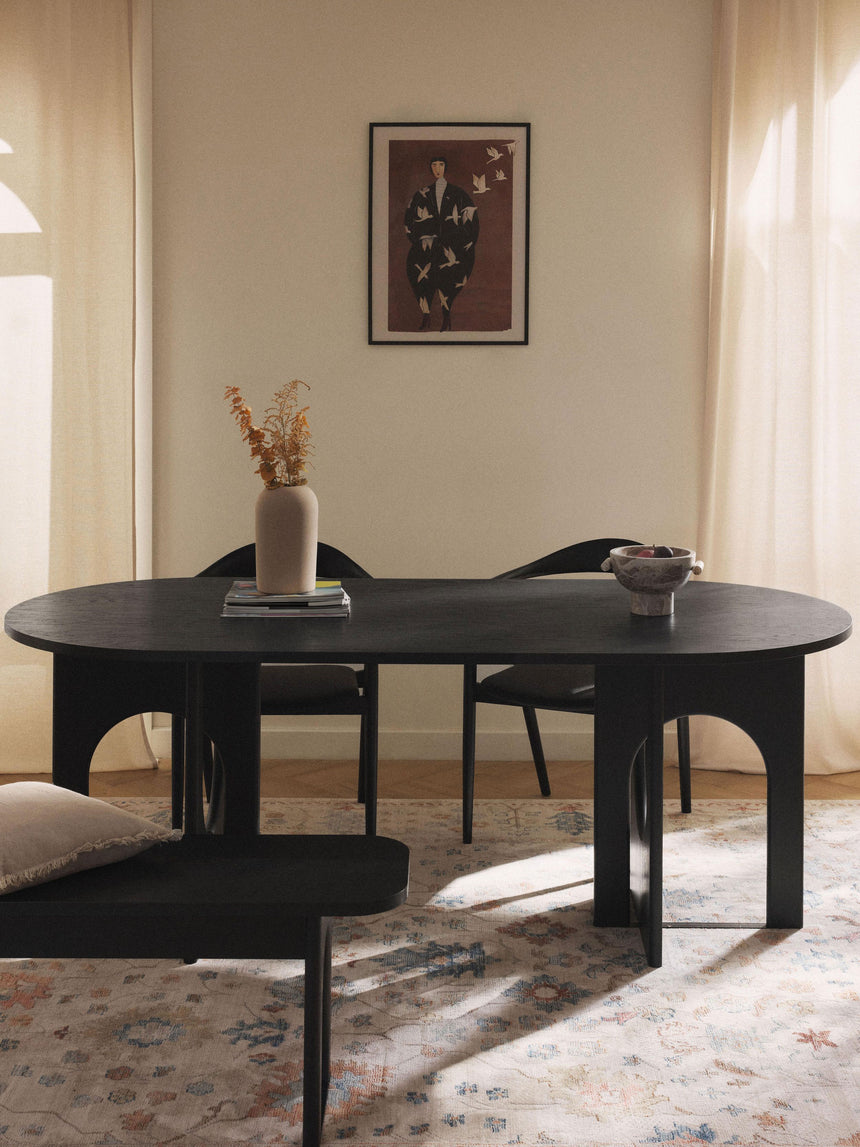 Love Oval Ahşap Yemek Masası Siyah