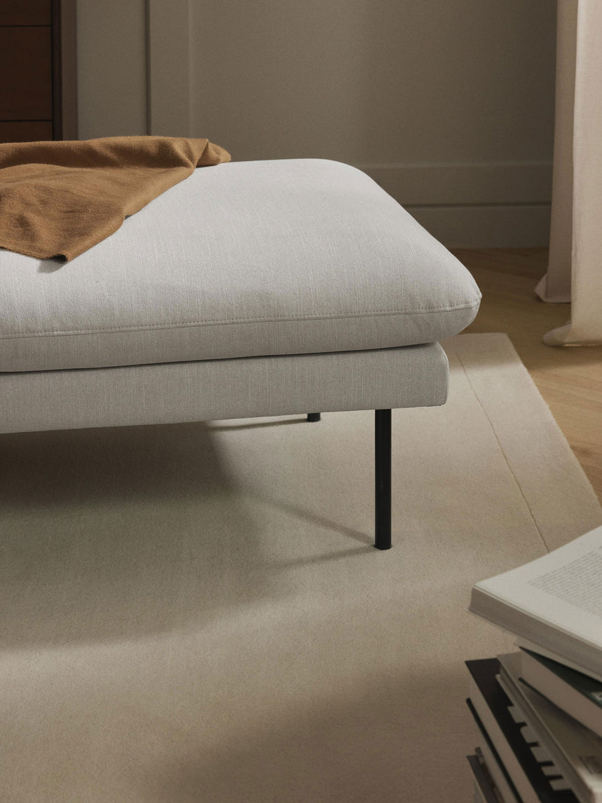 Marin Puf Kırık Beyaz