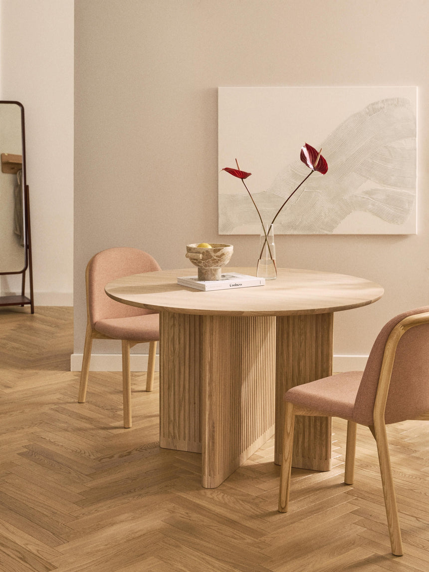 Meta Yuvarlak Ahşap Yemek Masası Meşe