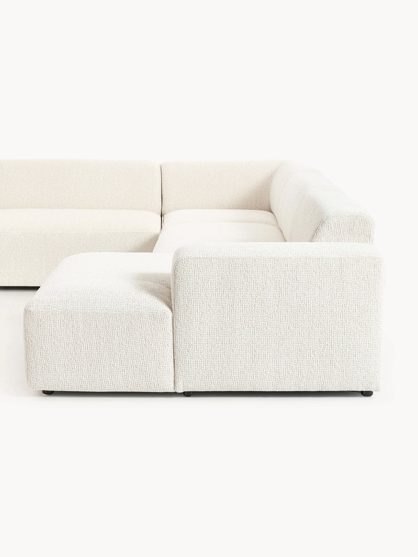 Mira Max köşe koltuk, kırık beyaz şönil kaplama, modern tasarım, sağ ve sol köşe seçenekleri.