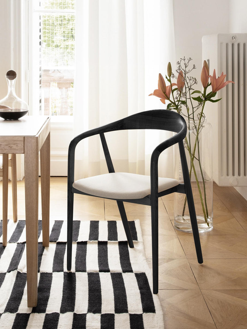 Moble Krem Minderli Ahşap Sandalye Siyah