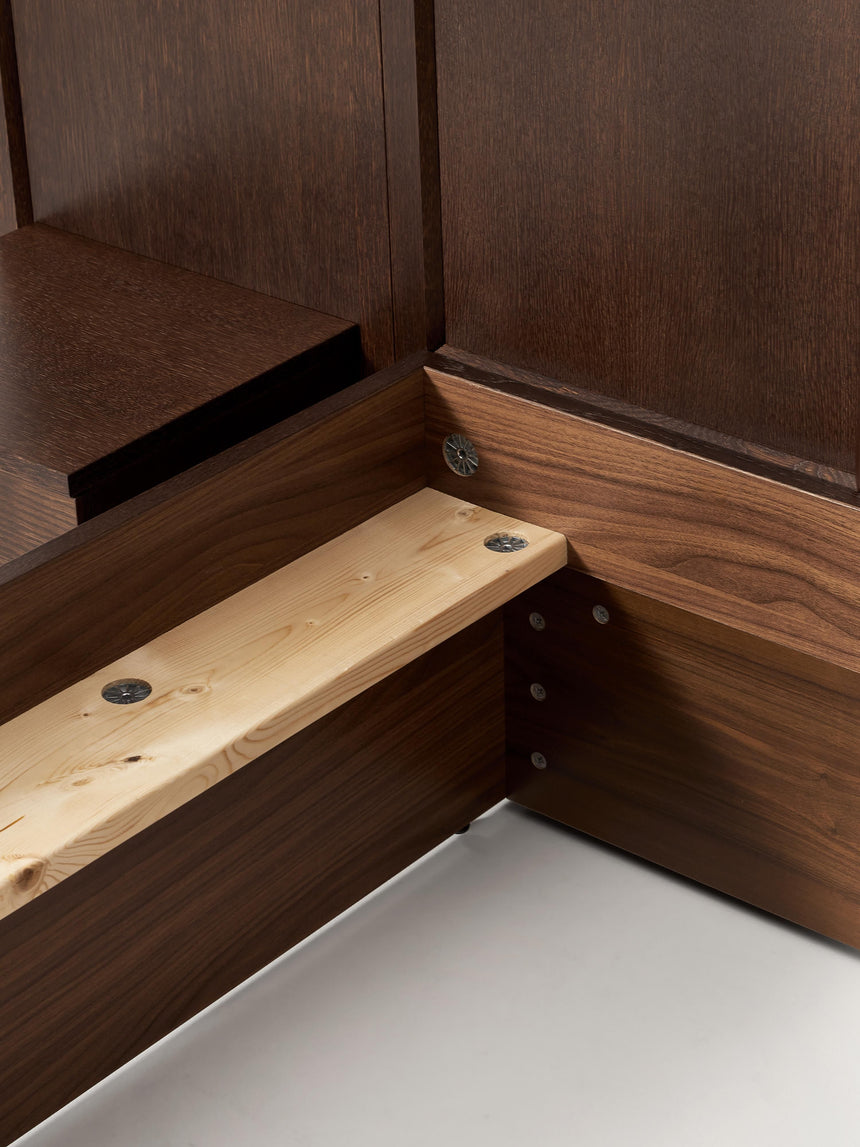 Otel Çift Kişilik Ahşap Karyola Ceviz