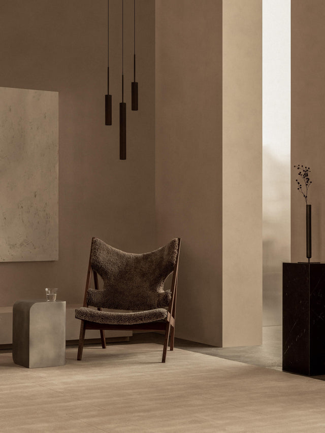 Play Ahşap Tekli Koltuk Kahve Koyun Postu Ceviz