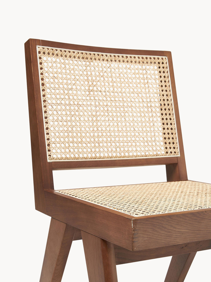 Sara Hazeran İşlemeli Ahşap Sandalye Ceviz