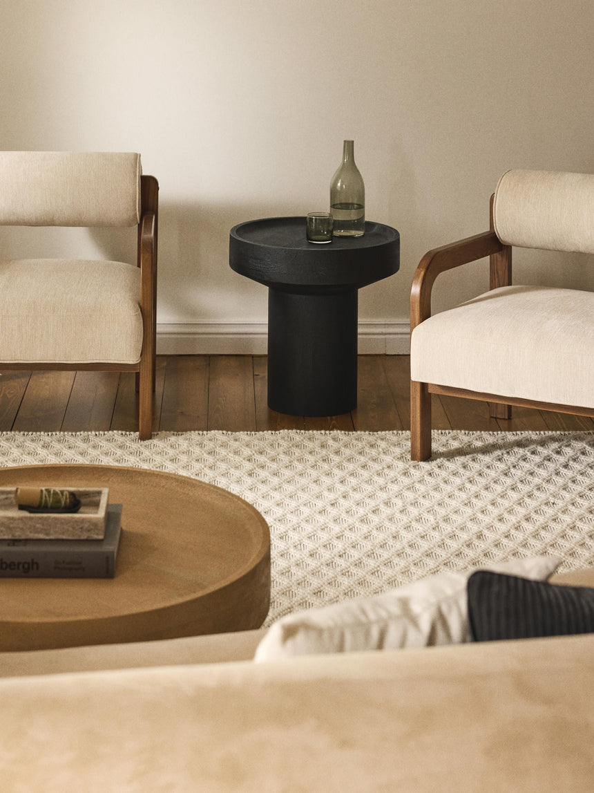 Torku Ahşap Yuvarlak Yan Sehpa Siyah