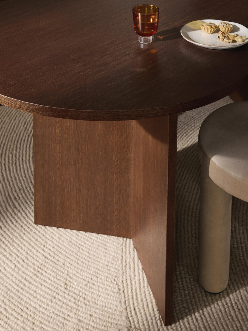 Yay Oval Ahşap Yemek Masası Ceviz