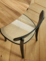 Beliz Hazeran İşlemeli Ahşap Sandalye Siyah