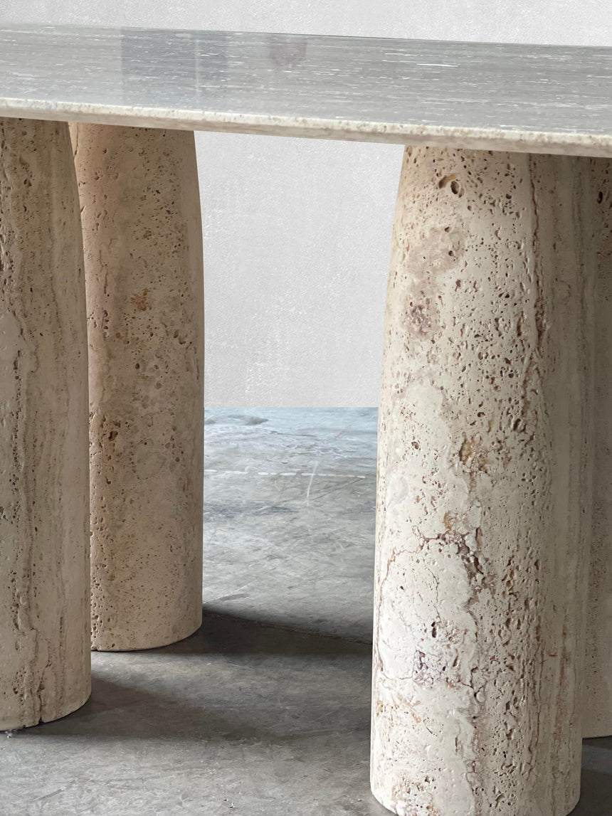 Bellini Heykelsi Ayaklı Dikdörtgen Traverten Mermer Yemek Masası