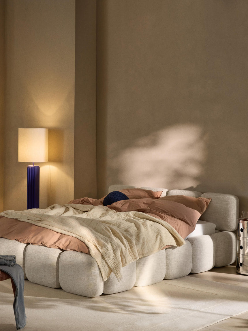 Bom Çift Kişilik Karyola Açık Bej Bukle