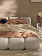 Bom Çift Kişilik Karyola Açık Bej Bukle