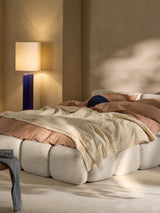 Bom Çift Kişilik Karyola Açık Bej Bukle