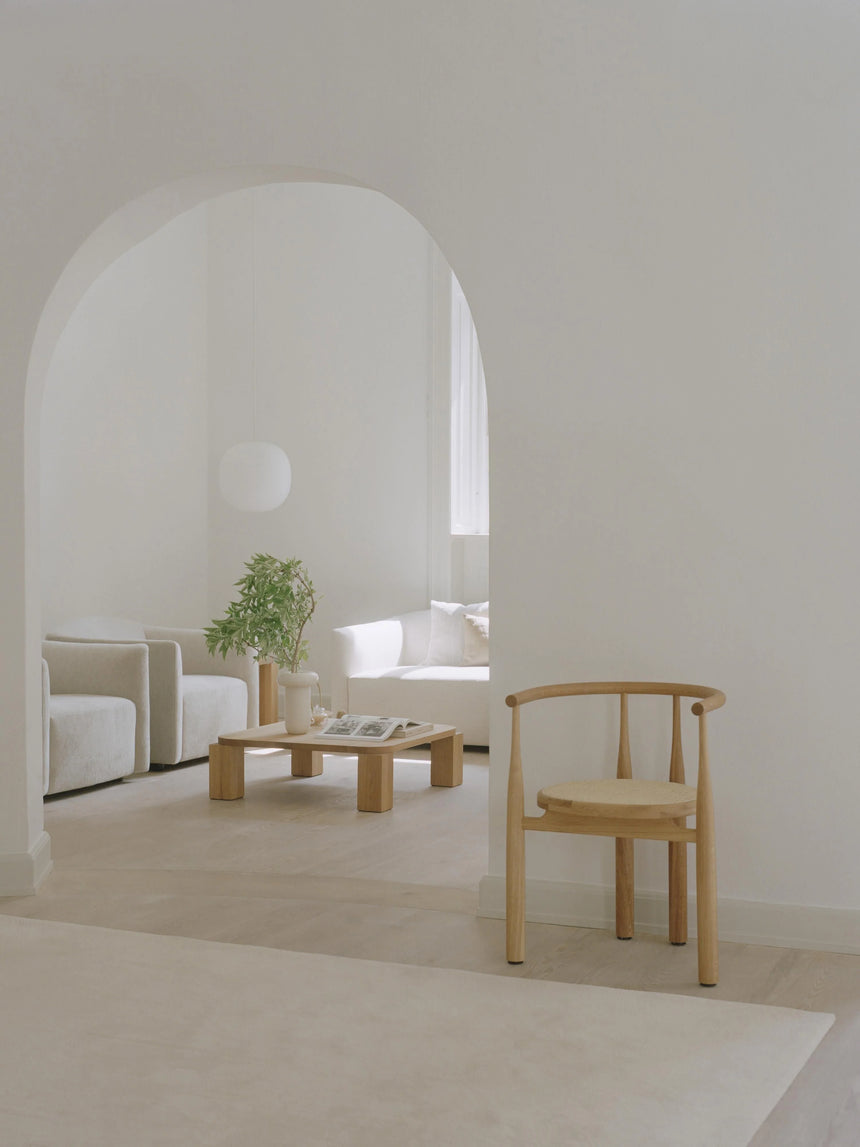 Bors Hazeran İşlemeli Ahşap Sandalye Meşe