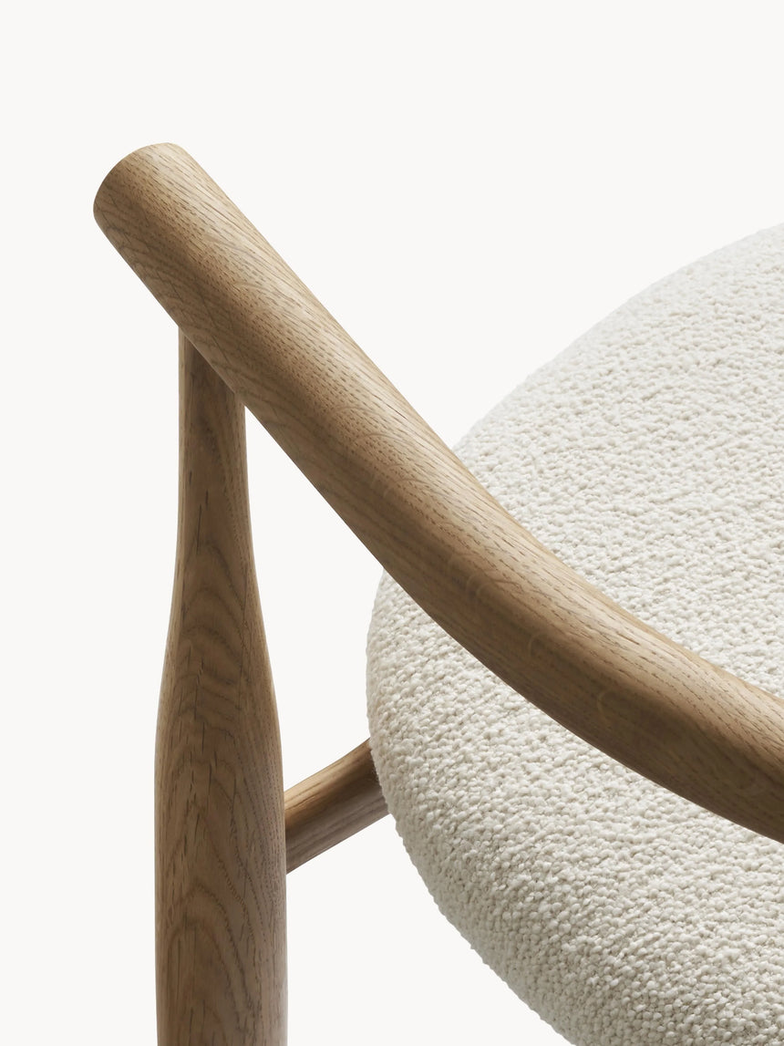 Bors Kırık Beyaz Bukle Minderli Ahşap Sandalye Meşe