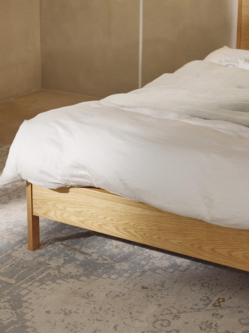 Corner Çift Kişilik Ahşap Karyola Meşe