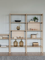 Elle Ahşap Kitaplık