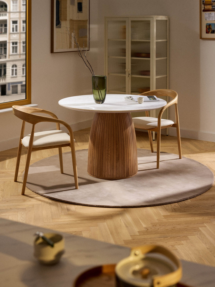 Fold Yuvarlak Beyaz Mermer Tablalı Ahşap Yemek Masası Meşe