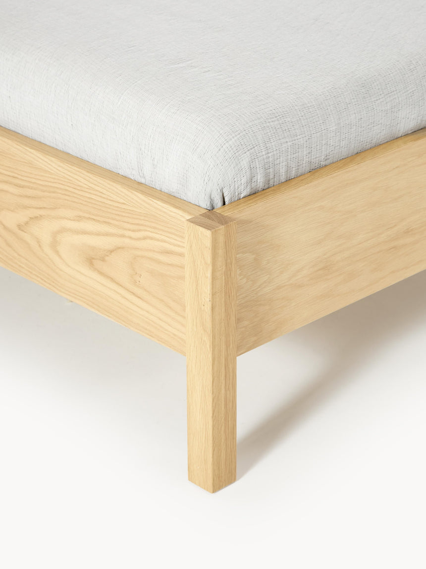 Kate Çift Kişilik Gri Kahve Bukle Ahşap Karyola Meşe