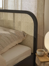 Kate Çift Kişilik Hazeran Ahşap Karyola Siyah