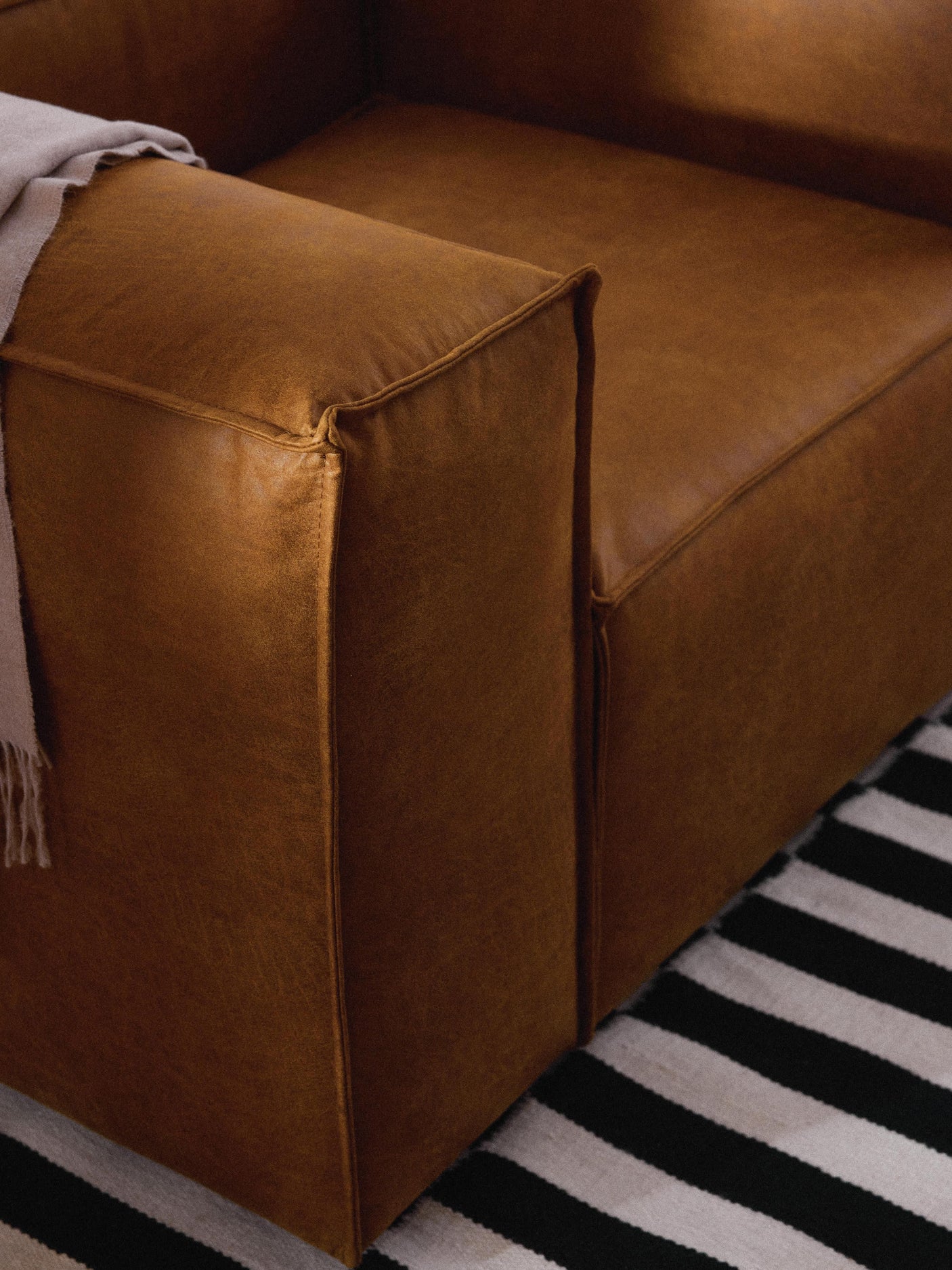 Lego Tekli Koltuk Taba Kahve