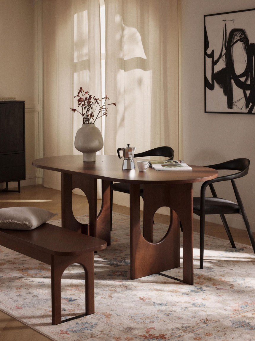 Love Oval Ahşap Yemek Masası Ceviz