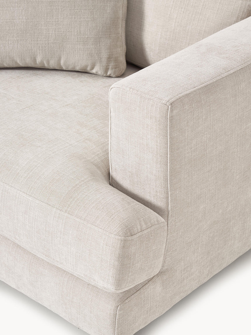 Model Tekli Koltuk Açık Bej