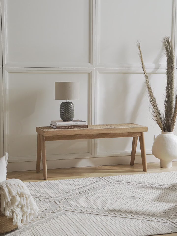 Sara Hazeran İşlemeli Ahşap Bank Meşe