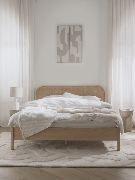 Kate Çift Kişilik Hazeran Ahşap Karyola Meşe