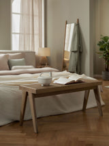 Sara Hazeran İşlemeli Ahşap Bank Meşe