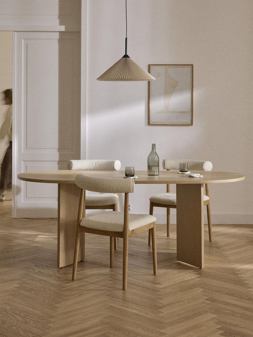 Yay Oval Ahşap Yemek Masası Dışbudak