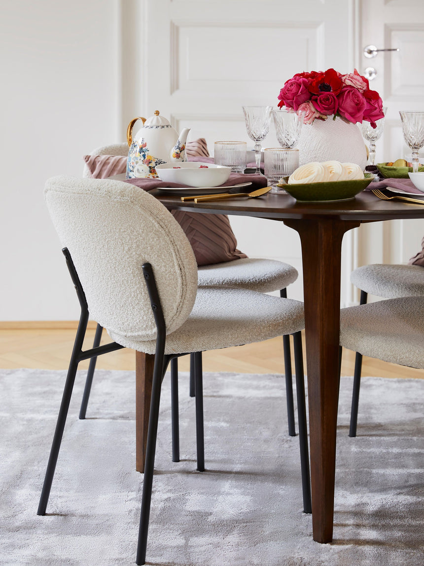 Zarif Metal Sandalye Siyah Ayak Kırık Beyaz Bukle